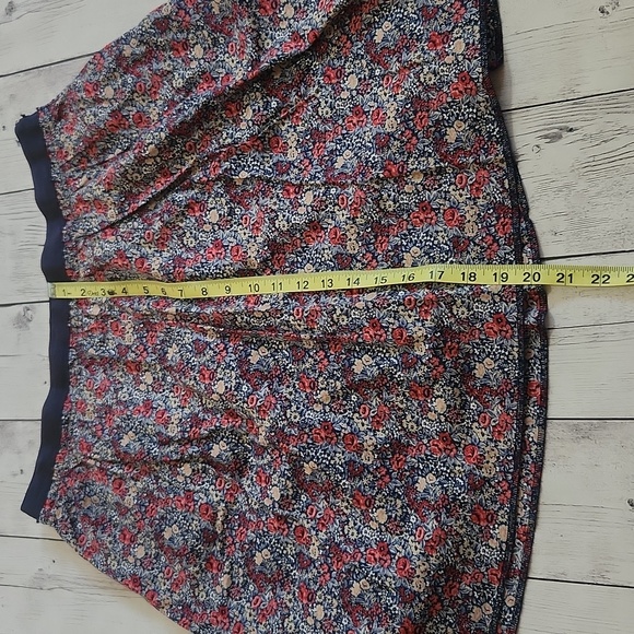Tommy Hilfiger size 12 Lined Floral Skirt - Picture 4 of 12